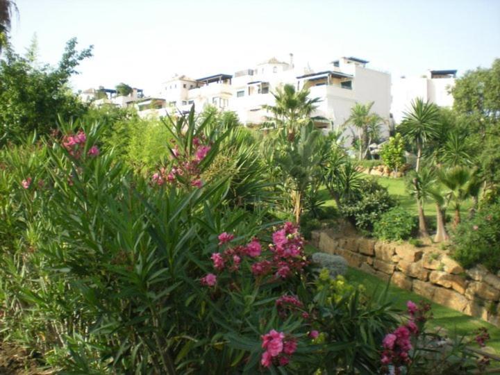 Large 2 Bed Elviria - El Manantial Ground Floor Apartamento *