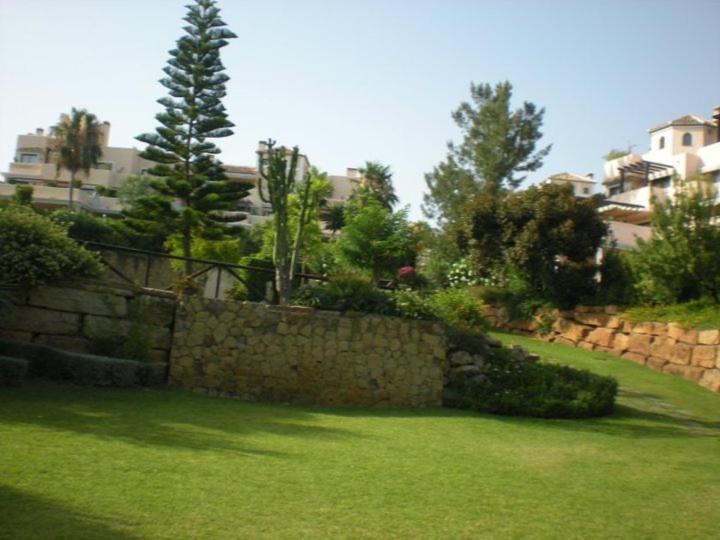 Apartment Stunning 2-bedroom Townhouse In Lomas De Cabopino,