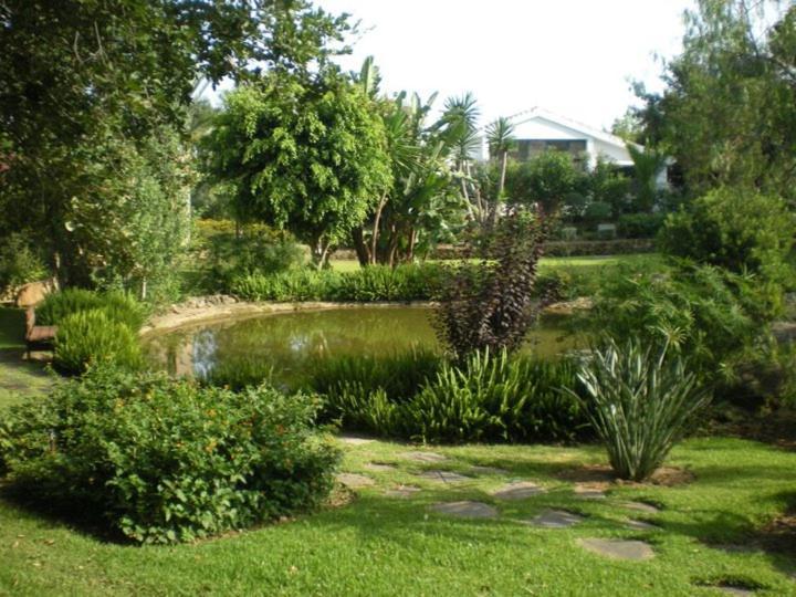 Stunning 2-bedroom Townhouse In Lomas De Cabopino,
